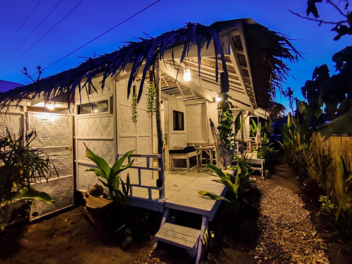 The Surf Shacks - Beach House, Aircon, Fast Wifi Генерал-Луна Экстерьер фото